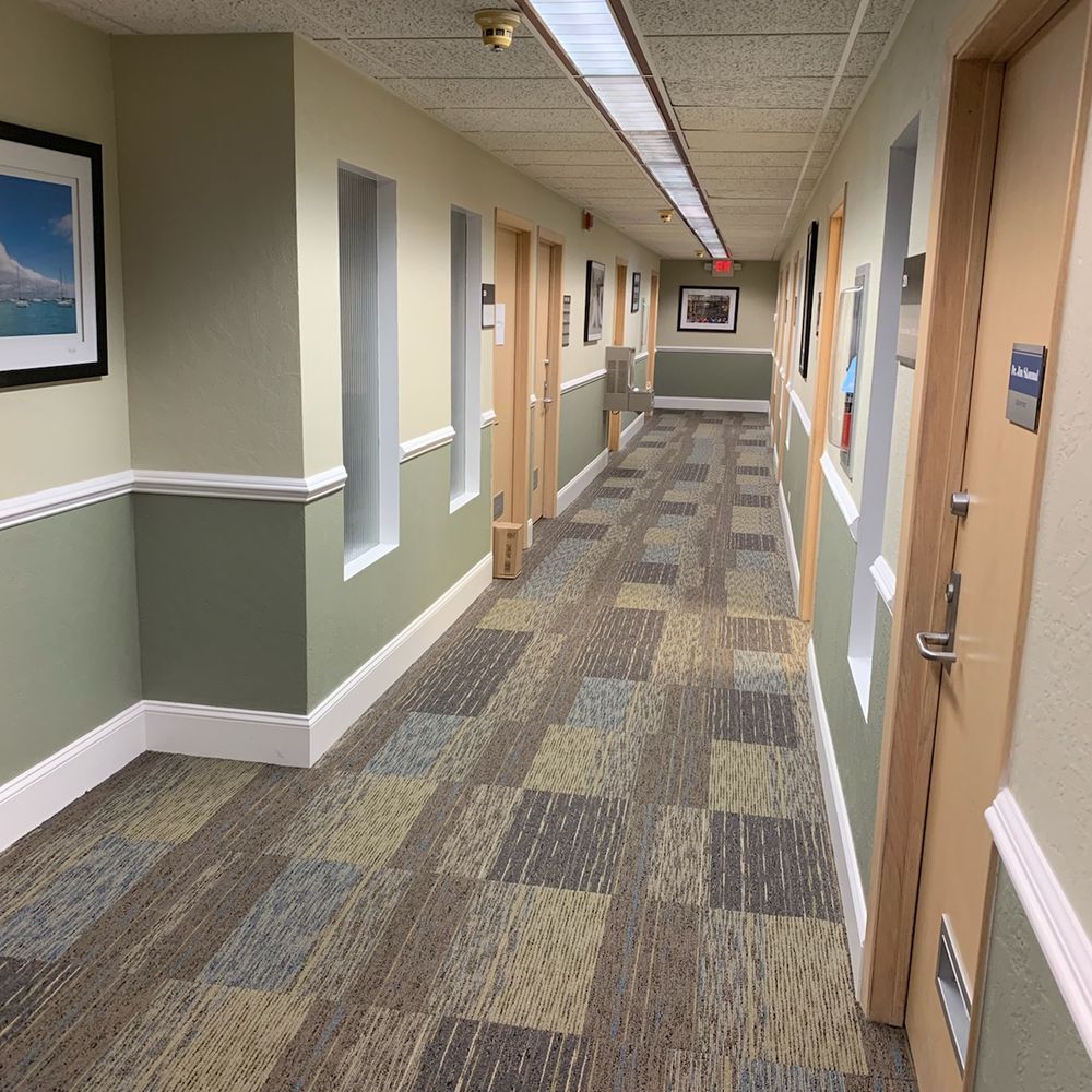 Summit Professional Building: 1S132 Summit Ave, Oakbrook Terrace, IL 60181